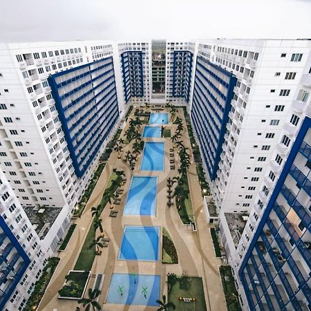 Reese @ Sea Residences Manila Exteriör bild